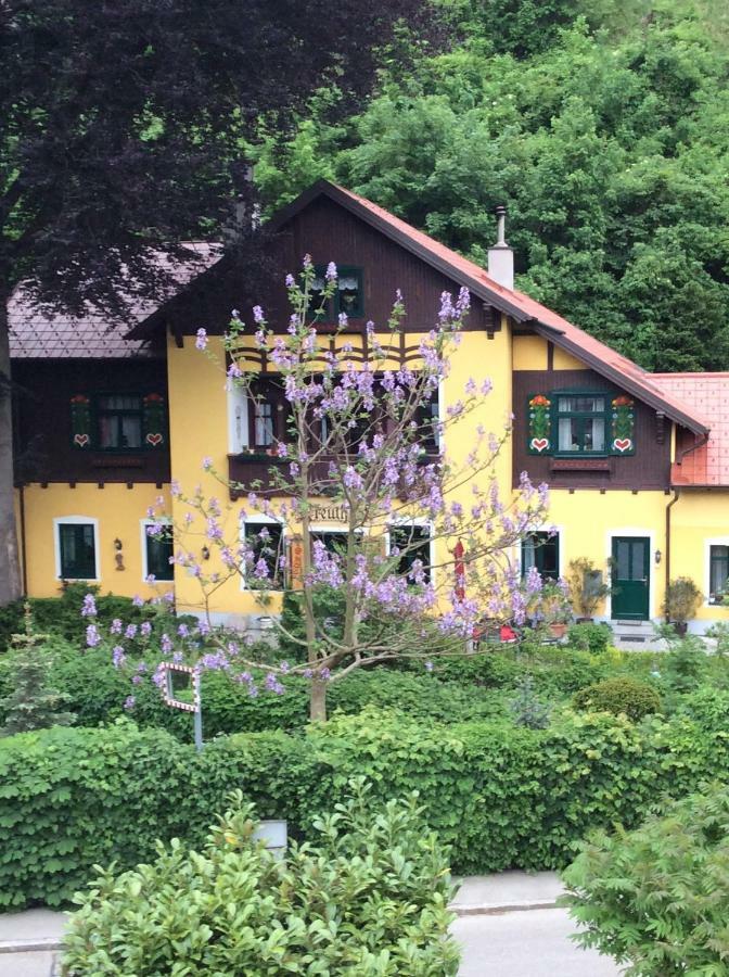 Villa Kreuthhof Appartements Klosterneuburg Εξωτερικό φωτογραφία